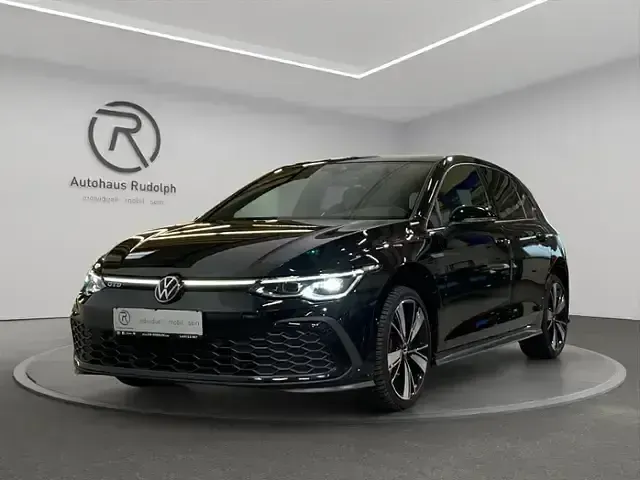 Second-hand VW Golf VIII GTD 200 CP (147 kW) 2021 Negru Berlinǎ