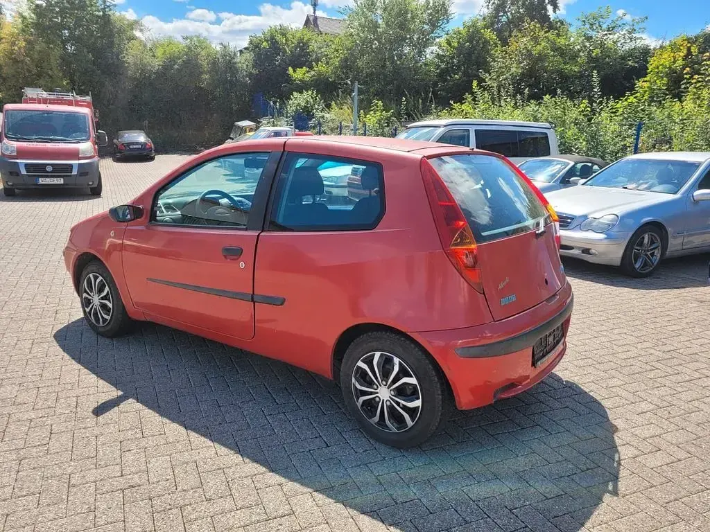 Gebraucht Fiat Punto 80 PS (58 kW) 2000 Kleinwagen