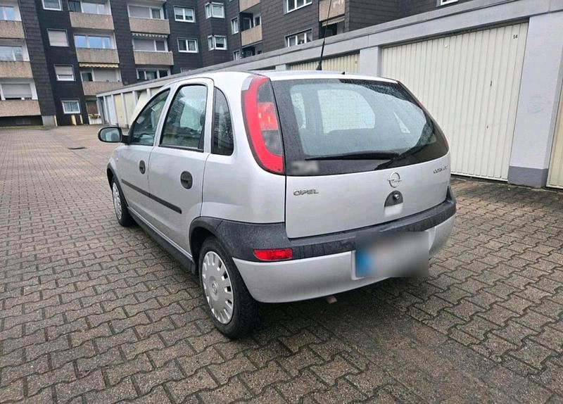 Second-hand Opel Corsa 75 CP (55 kW) 2002 Argintiu Hatchback