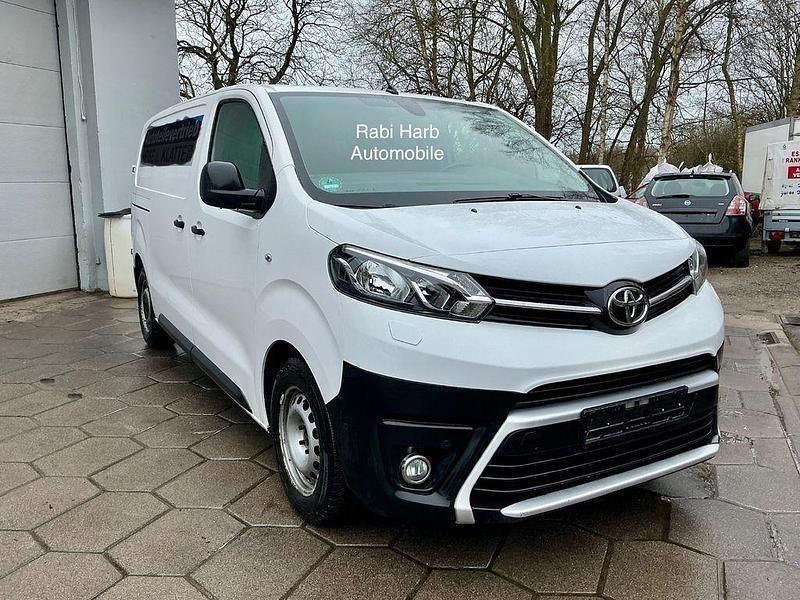 Gebraucht Toyota Proace 120 PS (88 kW) 2021 Weiß Van / Kleinbus