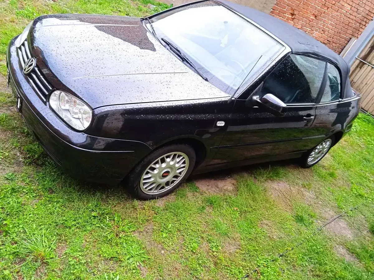 Gebraucht VW Golf Cabriolet Comfortline 101 PS (74 kW) 1999 Schwarz Cabrio
