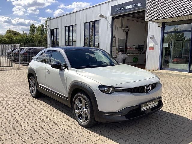 Multitone ceramic white Gebraucht 2021 Mazda MX30 Touring SUV | 19.750 € (Teuer) - Bild 1/4