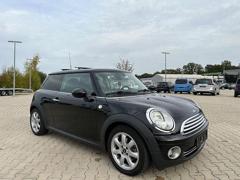 Gebraucht Mini ONE 95 PS (69 kW) 2010 Schwarz Kleinwagen