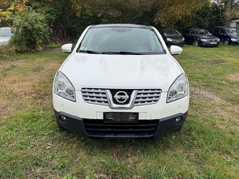 Weiß Gebraucht 2009 Nissan Qashqai SUV | 2.950 € (Guter Preis) - Bild 1/4