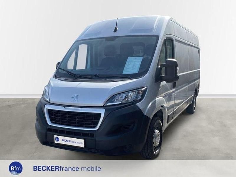 Gebraucht Peugeot Boxer Premium 140 PS (102 kW) 2022 Lackierung aluminiumgrau/metall (metallic) Van