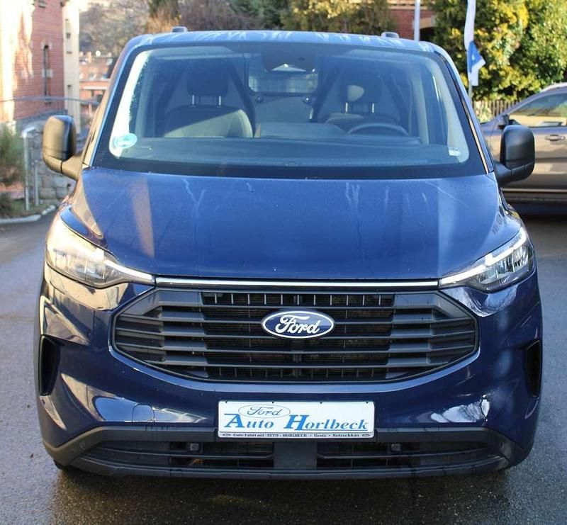 Gebraucht Ford Transit Custom Trend 136 PS (100 kW) 2023 Blazerblau Van / Kleinbus