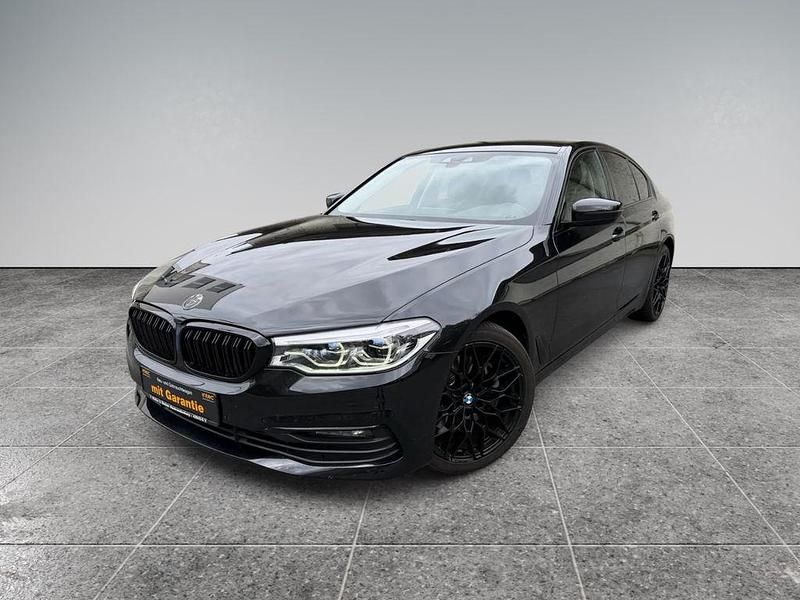 Saphirschwarz Gebraucht 2019 BMW 540 Sport Line Limousine | 30.490 € (Fairer Preis) - Bild 1/4
