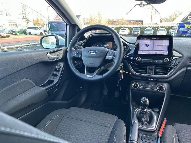 Gebraucht Ford Fiesta Titanium 101 PS (74 kW) 2022 Weiß Limousine