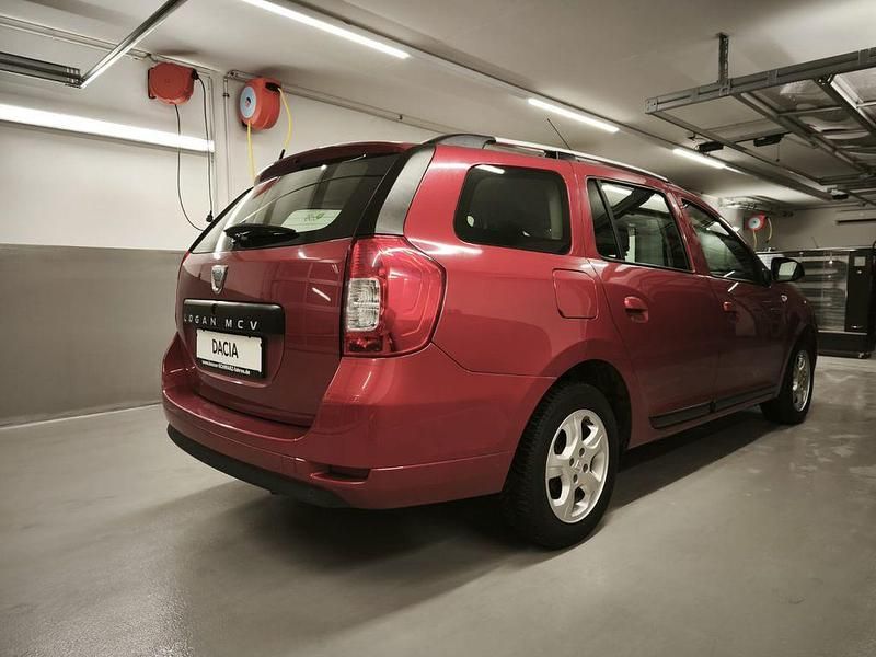 Gebraucht Dacia Logan MCV Prestige 90 PS (66 kW) 2015 Rot Kombi