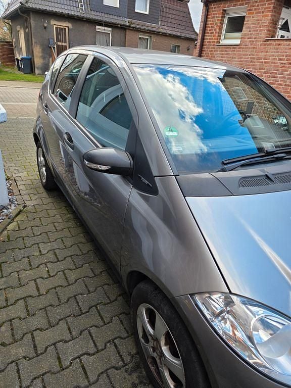 Gebraucht Mercedes A160 Classic 82 PS (60 kW) 2005 Grau Van / Kleinbus