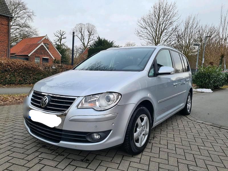 Gebraucht VW Touran 109 PS (80 kW) 2009 Grau Van / Kleinbus