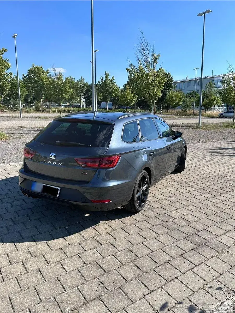Gebraucht Seat Leon FR 150 PS (110 kW) 2019 Grau Limousine