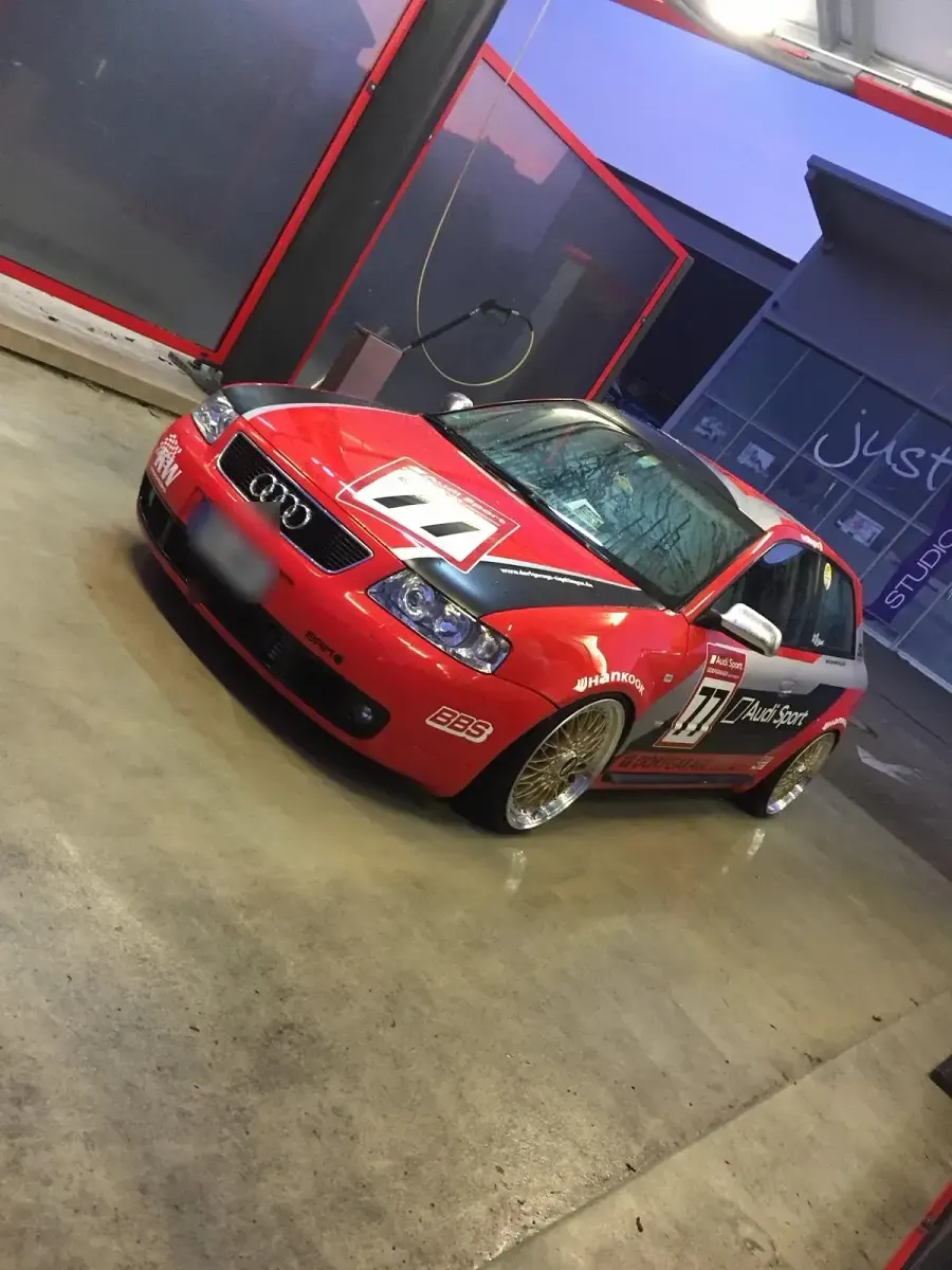 Gebraucht Audi S3 Performance 260 PS (191 kW) 2002 Rot Kleinwagen