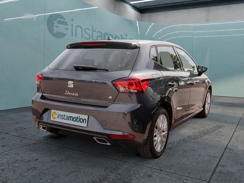 Grau Gebraucht 2024 Seat Ibiza FR Limousine | 18.250 € (Fairer Preis) - Bild 1/4