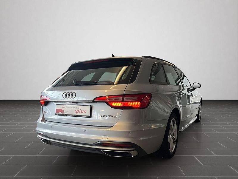 Gebraucht Audi A4 Advanced Plus 150 PS (110 kW) 2024 Florettsilber metallic Kombi