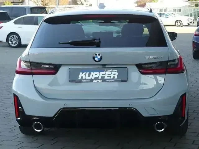 Gebraucht BMW 320 M Sport 190 PS (139 kW) 2024 Grau Kombi