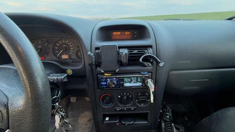 Gebraucht Opel Astra 75 PS (55 kW) 2000 Blau Kombi