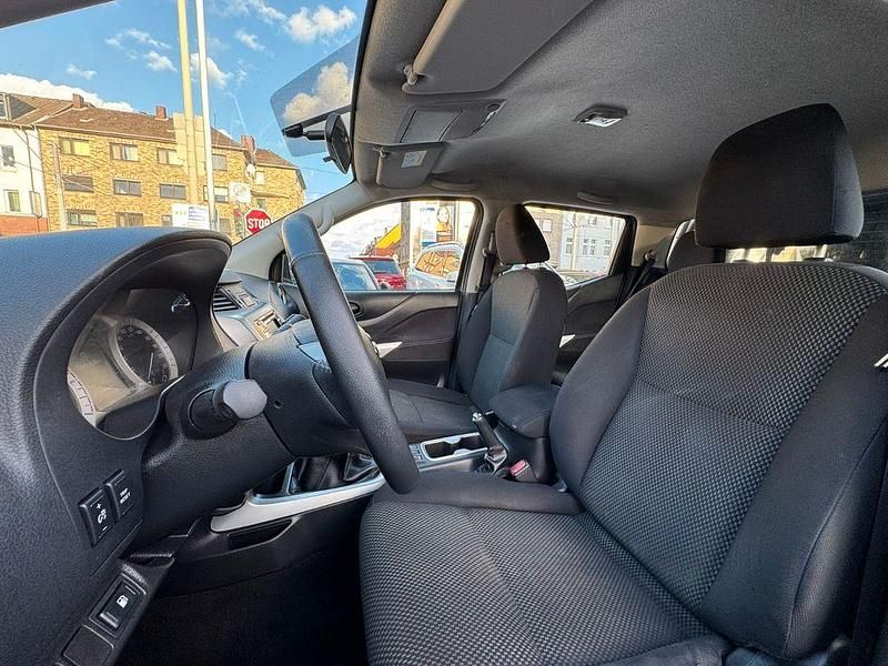 Gebraucht Nissan Navara Visia 163 PS (119 kW) 2017 Grau Pickup