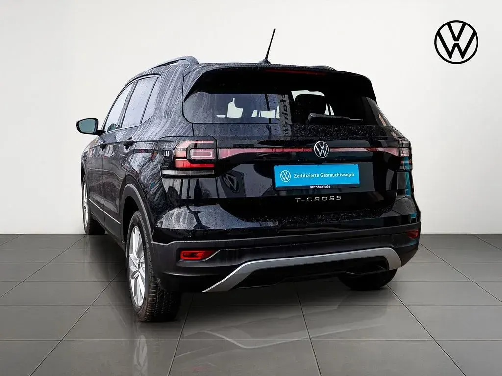 Używany VW T-Cross Move 150 KM (110 kW) 2023 Czarny SUV