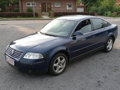 Second-hand VW Passat 116 CP (85 kW) 2004 Berlinǎ