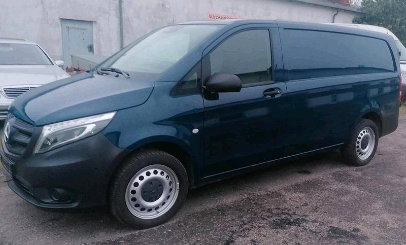 Blau Gebraucht 2016 Mercedes Vito Van | 14.999 € (Superpreis) - Bild 1/4