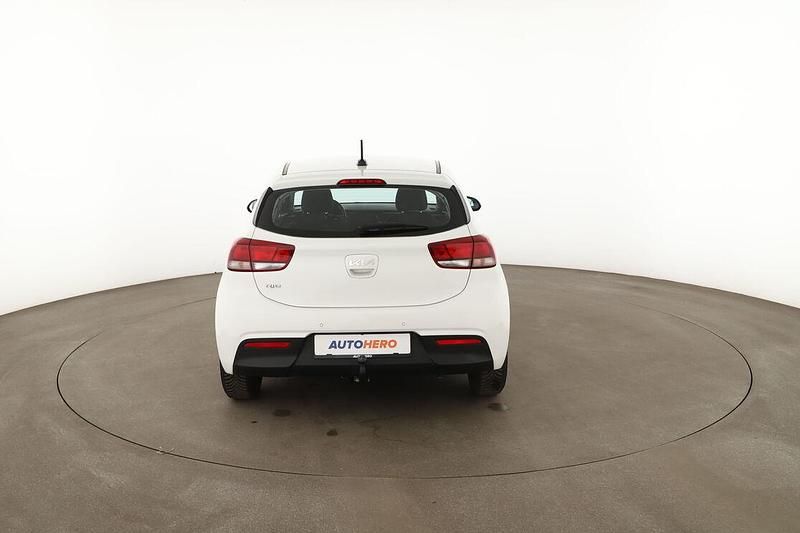 Gebraucht Kia Rio Edition 7 84 PS (61 kW) 2023 Weiß Limousine