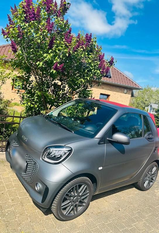 Grau Gebraucht 2020 Smart ForTwo Electric Drive Brabus Cabrio | 13.500 € (Guter Preis) - Bild 1/4
