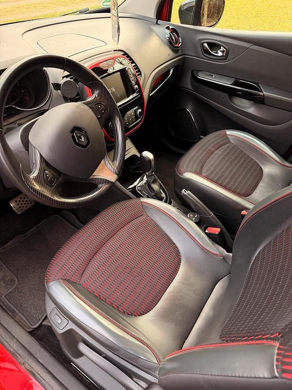 Gebraucht Renault Captur Experience 118 PS (86 kW) 2016 Rot SUV