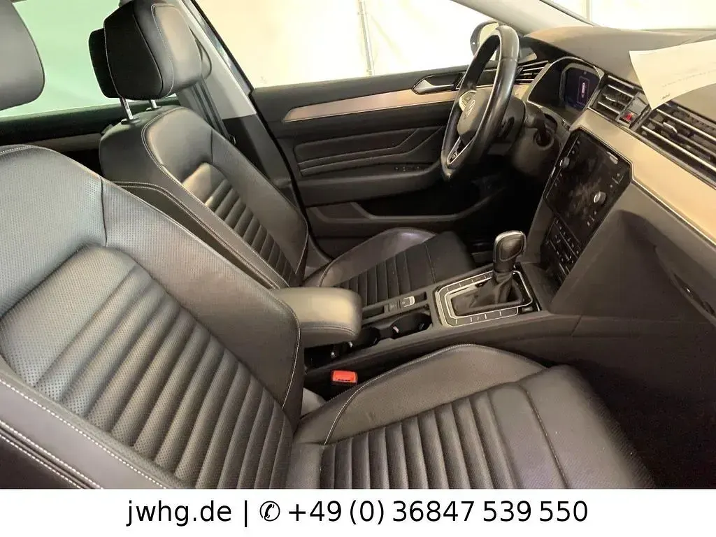Gebraucht VW Passat Elegance 239 PS (175 kW) 2020 Grau Kombi