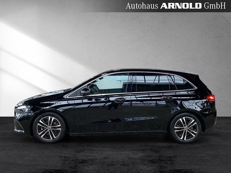 Gebraucht Mercedes B180 Progressive 136 PS (100 kW) 2025 Schwarz Van / Kleinbus