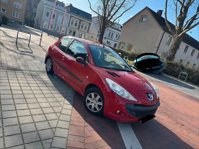 Gebraucht Peugeot 206+ 68 PS (50 kW) 2010 Rot Kleinwagen