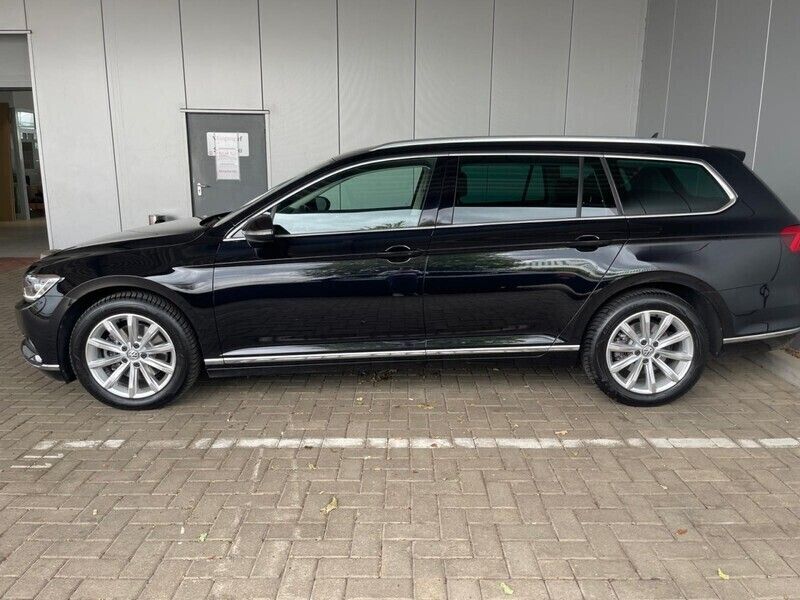 Gebraucht VW Passat Highline 150 PS (110 kW) 2019 Deep black perleffekt (schwarz) Kombi