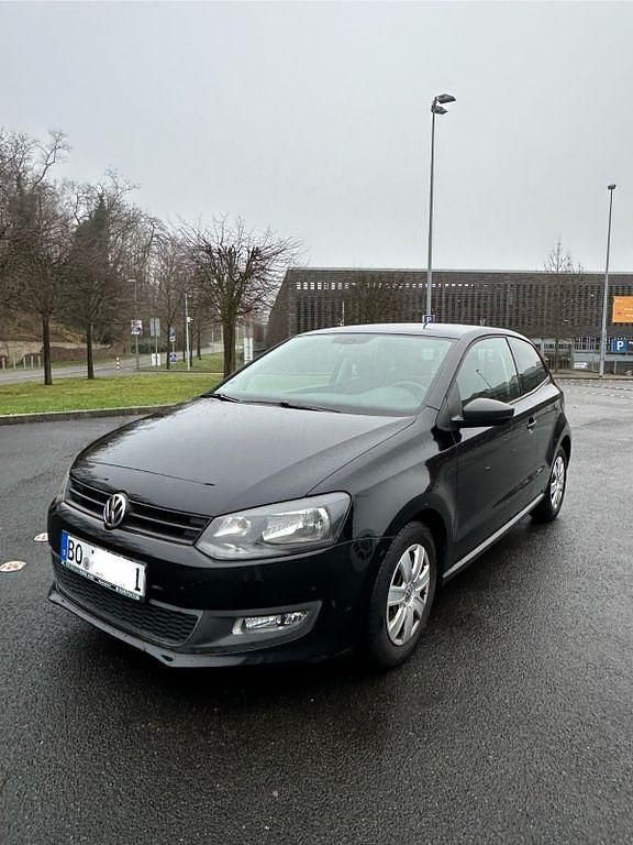 Gebraucht VW Polo 60 PS (44 kW) 2010 Schwarz Kleinwagen