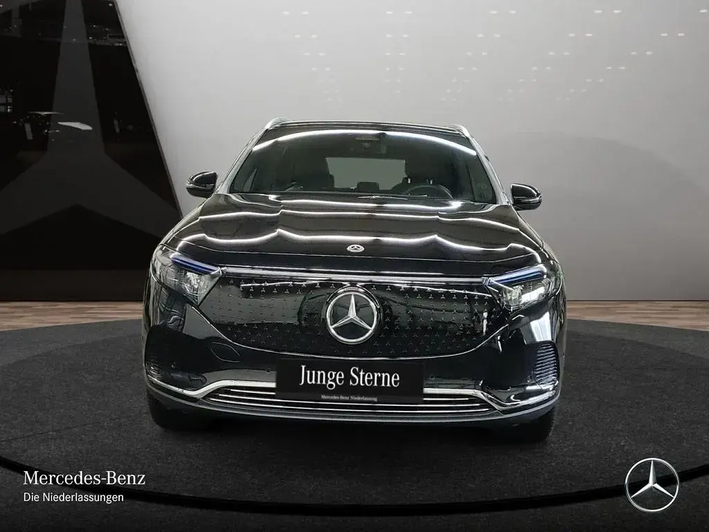 Gebraucht Mercedes EQA300 Advanced 167 kW (228 PS) 2025 Schwarz SUV
