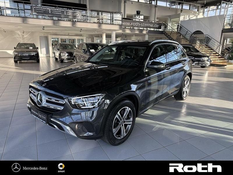 Gebraucht Mercedes GLC220 194 PS (142 kW) 2022 Grau SUV