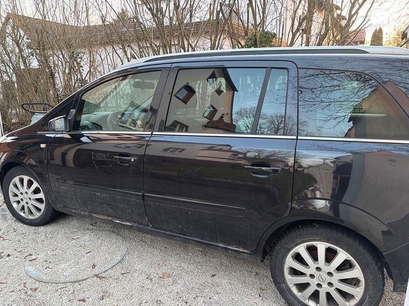 Gebraucht Opel Zafira 105 PS (77 kW) 2005 Schwarz Van / Kleinbus