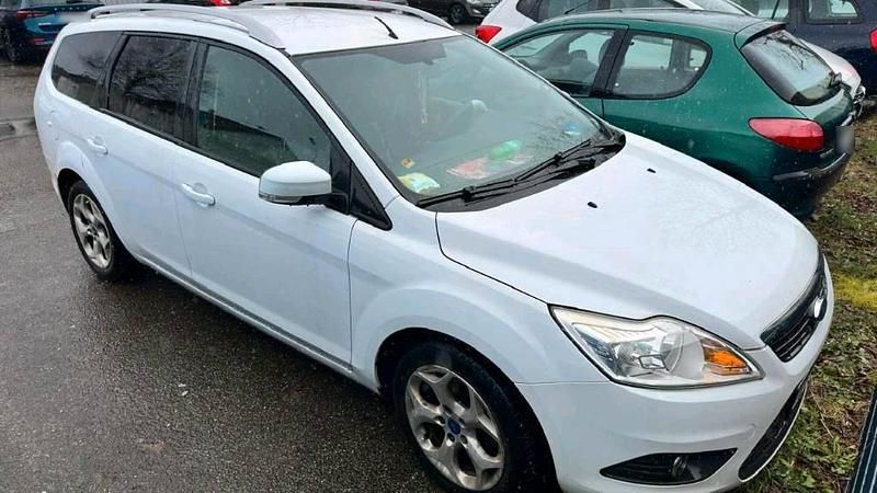 Second-hand Ford Focus 109 CP (80 kW) 2010 Alb Break