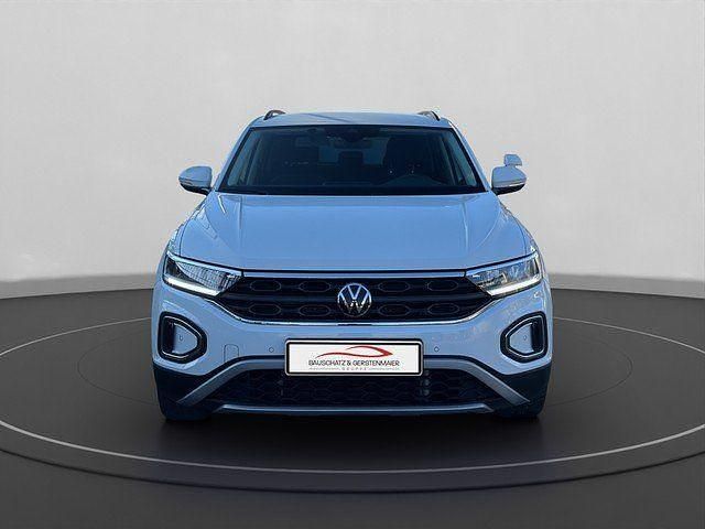 Gebraucht VW T-Roc Move 116 PS (85 kW) 2023 Pure white SUV