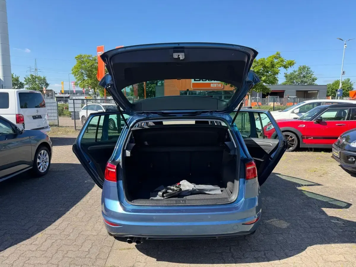 Gebraucht VW Golf VII Allstar 150 PS (110 kW) 2016 Blau Kombi