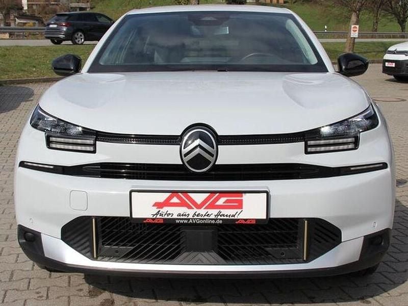 Gebraucht Citroën C4 131 PS (96 kW) 2025 Okenitweiss SUV