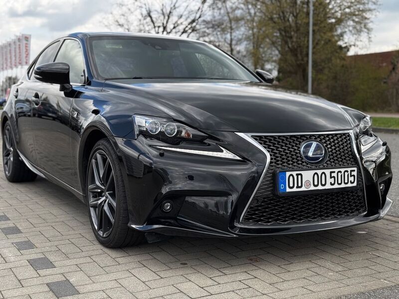 Schwarz Gebraucht 2013 Lexus IS300 Sport Line Limousine | 19.900 € - Bild 1/4