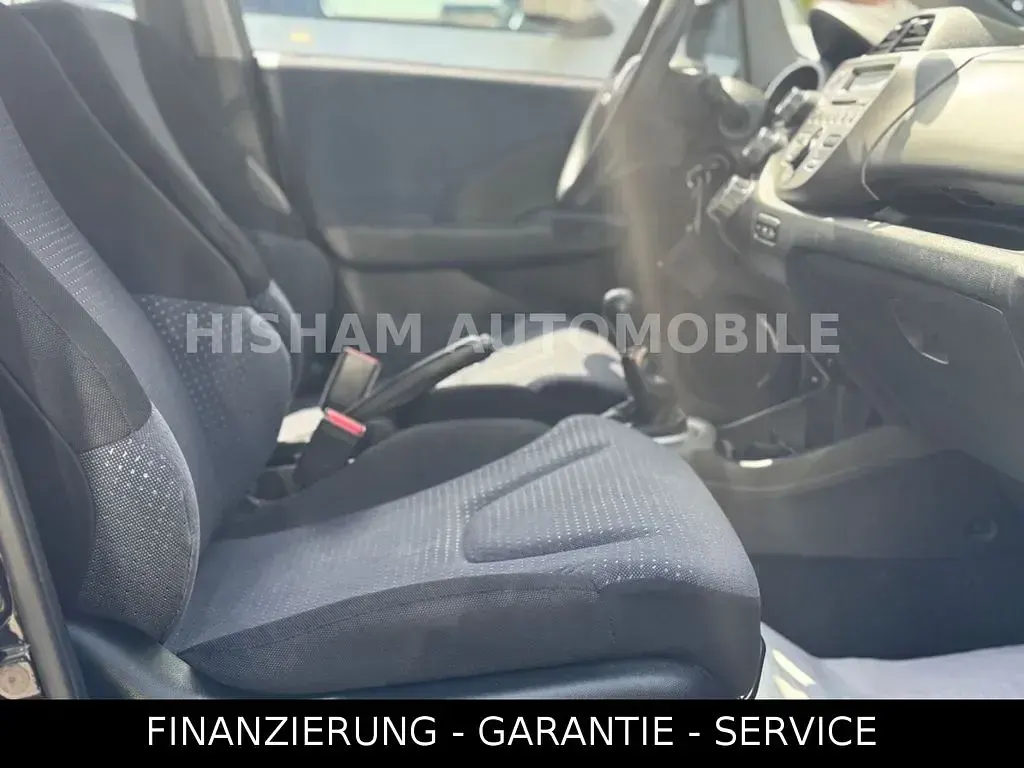 Gebraucht Honda Jazz Trend 90 PS (66 kW) 2011 Schwarz Kleinwagen