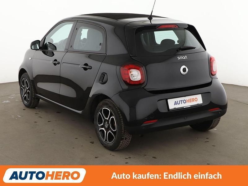 Gebraucht Smart ForFour Basis 90 PS (66 kW) 2019 Schwarz Kleinwagen