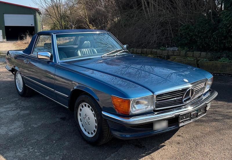 Gebraucht Mercedes 560 231 PS (169 kW) 1987 Blau Cabrio