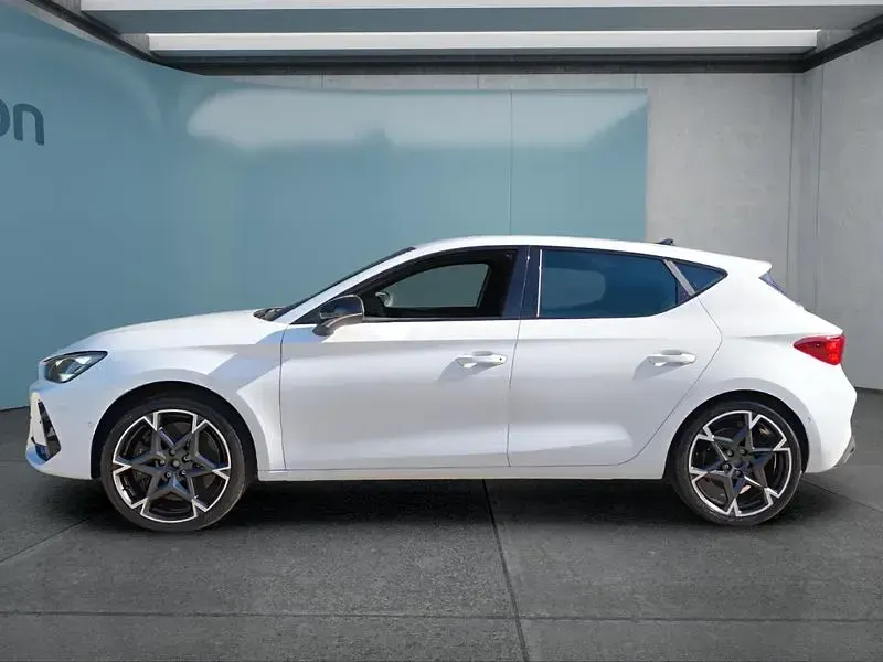 Ny Cupra Leon 300 HK (220 kW) 2025 Hvid Hatchback