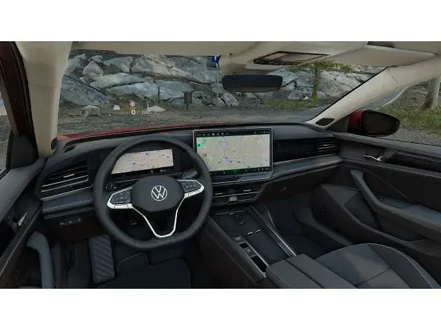 Gebraucht VW Passat Elegance 150 PS (110 kW) 2025 Chilirot metallic Kombi