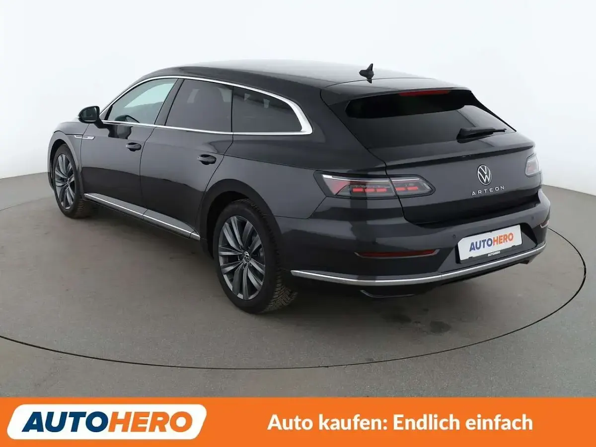 Gebraucht VW Arteon Elegance 150 PS (110 kW) 2023 Mangangrau Kombi