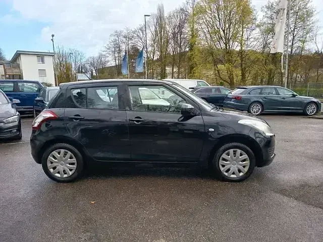 Gebraucht Suzuki Swift Club 94 PS (69 kW) 2012 Other Kleinwagen