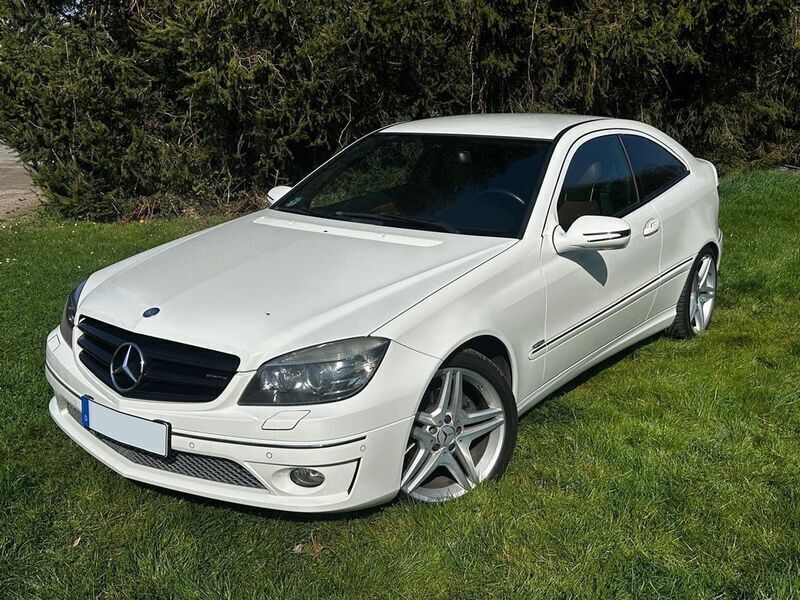 Weiß Gebraucht 2009 Mercedes CLC250 Kleinwagen | 7.990 € - Bild 1/4