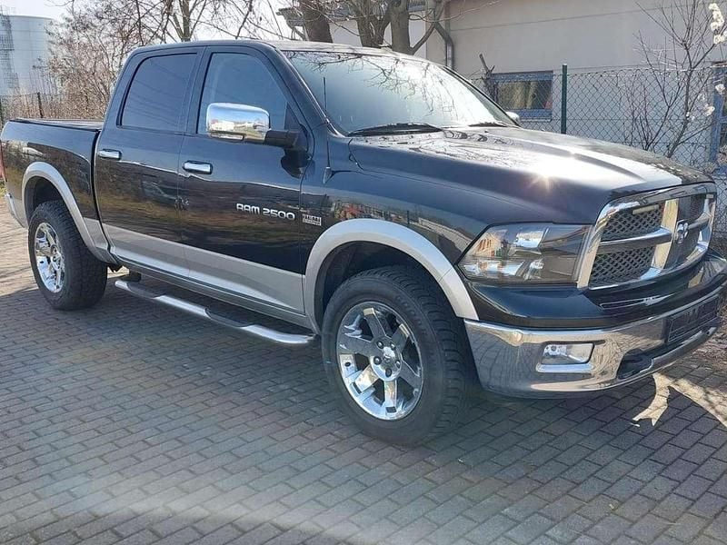 Gebraucht Dodge Ram 396 PS (291 kW) 2009 Black pearl Pickup